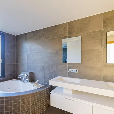 Marion Biarritz, 3 Et Piscine Biarritz